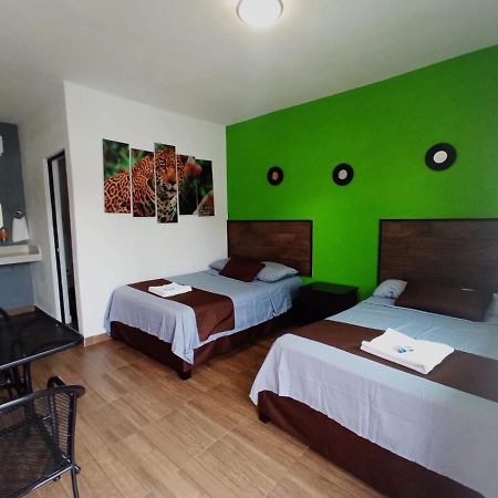 Hotel Xpujil Kültér fotó