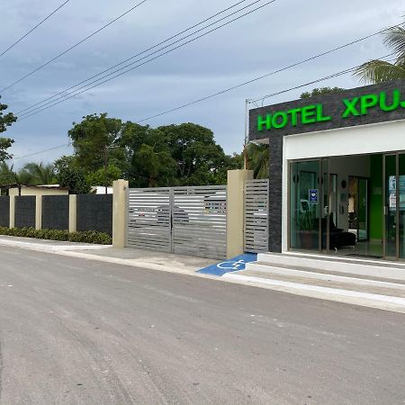 Hotel Xpujil Kültér fotó